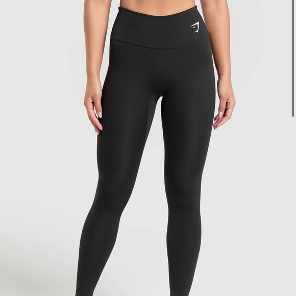 Gym shark training leggings - Picture 1 of 3